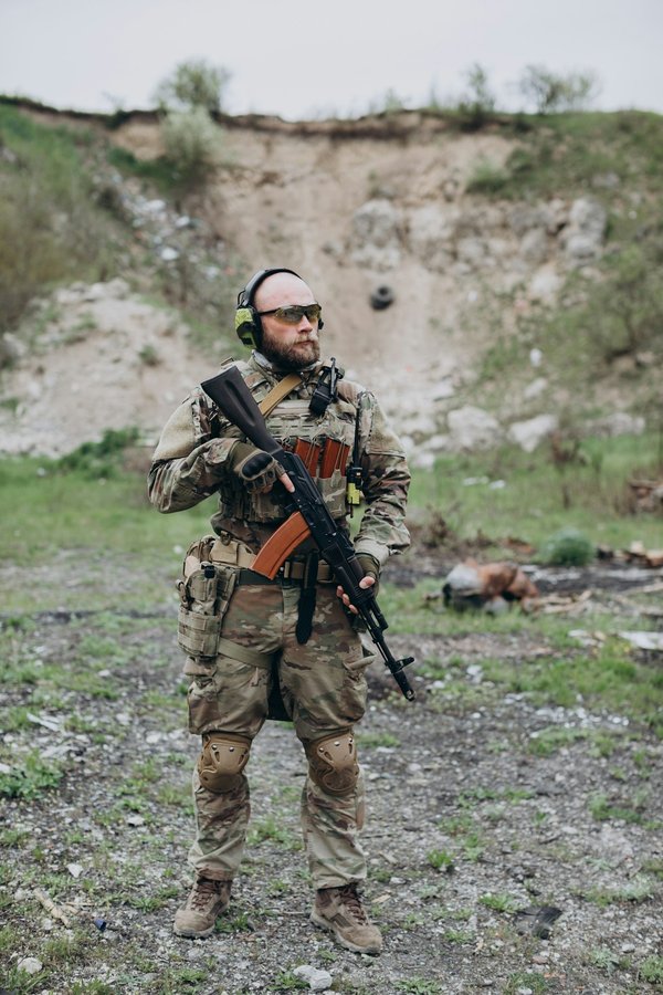 Renforcez votre sécurité individuelle avec une gamme d'équipements, matériel et vêtements militaires de qualité